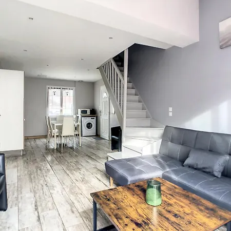 Le Clos De بيت للعطل *